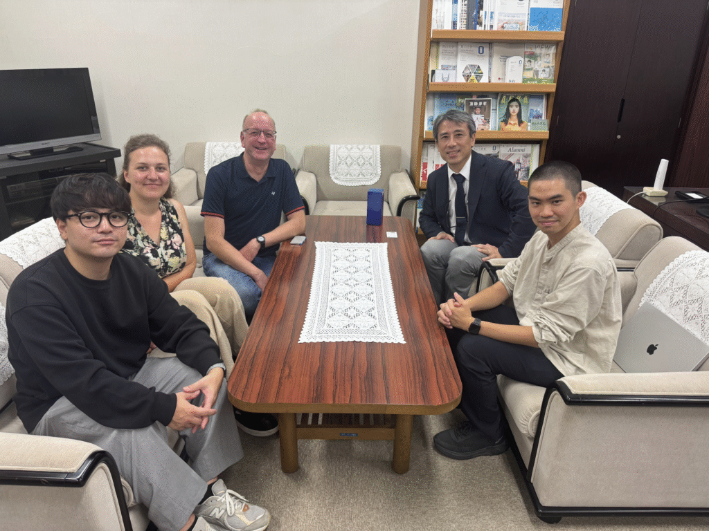 Minker ウルム大学(University of Ulm)のWolfgang Minker教授が工学部に来訪されました | 岡山大学 工学部